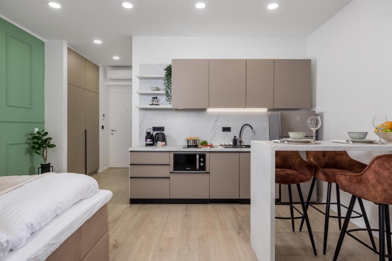Area2 Center Luxury Apartment Rijeka Ngoại thất bức ảnh